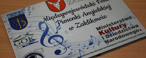 Pamiątkowa fotoksiążka z X Międzywojewódzkiego Festiwalu Piosenki Angielskiej
